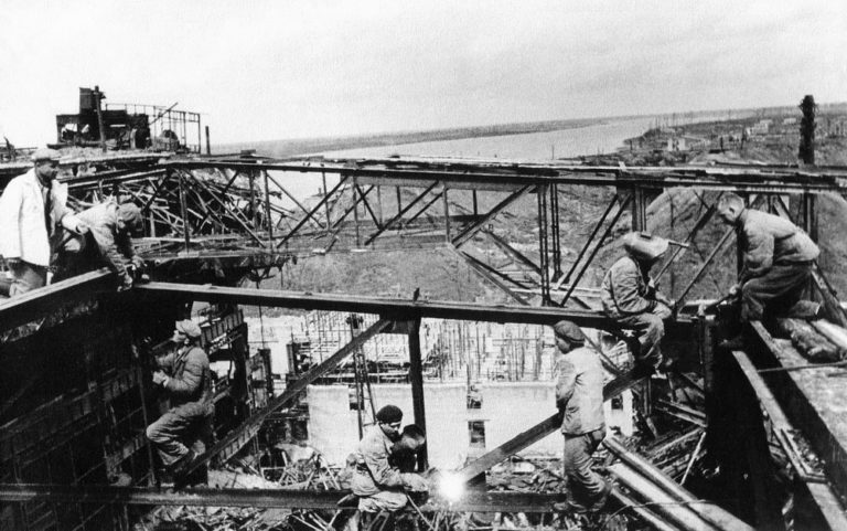 Восстановление перекрытий машзала Дубровской ГРЭС